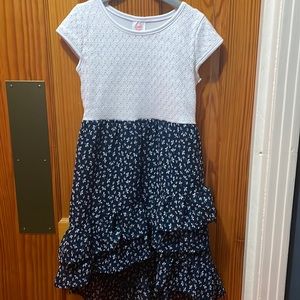 Girls dress